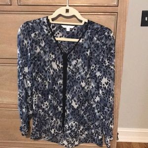 CAbi Size XS Blue leopard print blouse